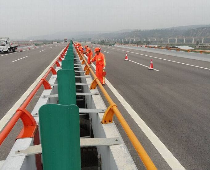 道路隔離護欄設置規范